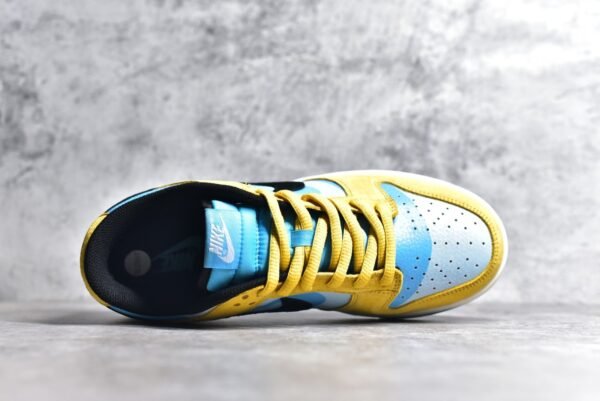 Nike SB Dunk Low x The Powerpuff Girls Flying Girl Police Joint Blue and Yellow    GP5532-061 - Image 4
