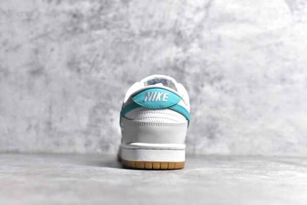 Nike SB Dunk Low x Supreme Co branded - Rice White Light Green    DD1391-118 - Image 5