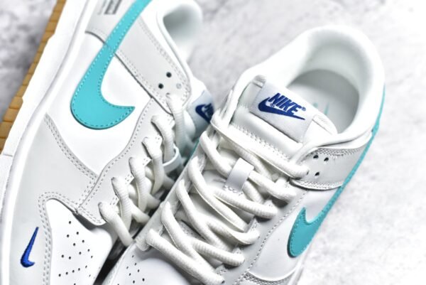 Nike SB Dunk Low x Supreme Co branded - Rice White Light Green    DD1391-118 - Image 9