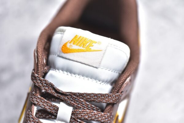 Nike SB Dunk Low brown    XH1733-004 - Image 11