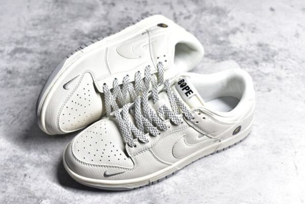 Nike SB Dunk Low BAPE Collaboration - Arctic Fox    XD6188-018 - Image 7