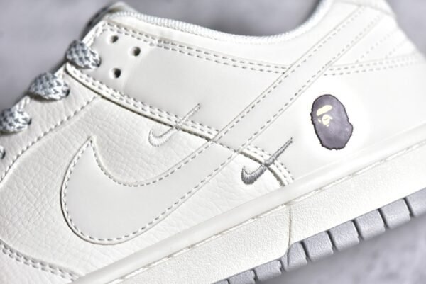 Nike SB Dunk Low BAPE Collaboration - Arctic Fox    XD6188-018 - Image 12