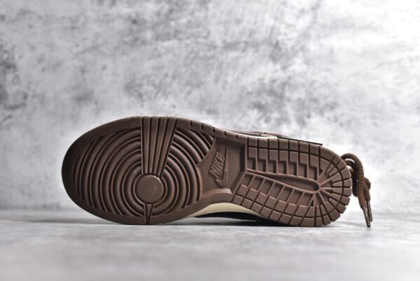 Nike SB Dunk Low street graffiti    DR9704-200 - Image 6