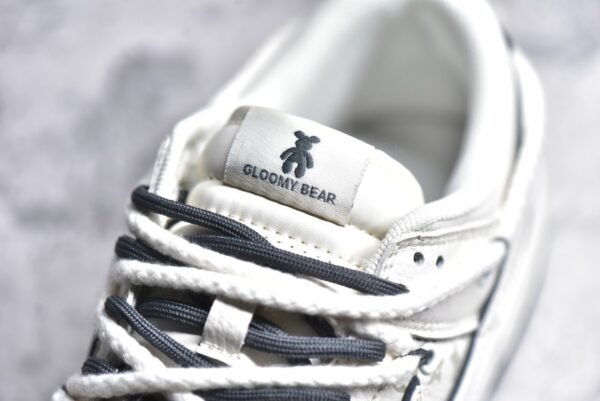 Nike SB Dunk Low LV collaboration - Grey Violent Bear    FC1688-136 - Image 11