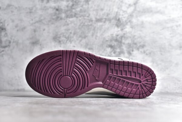 Nike SB Dunk Low Pearl wine red color scheme    KK0517-005 - Image 6