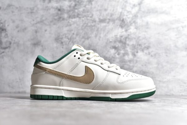 Nike SB Dunk Low BAPE Collaboration - Mi Bai Green    XH0923-154 - Image 3
