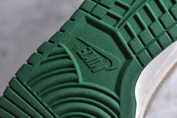 Nike SB Dunk Low BAPE Collaboration - Mi Bai Green    XH0923-154 - Image 14