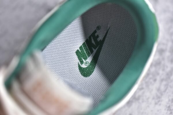 Nike SB Dunk Low BAPE Collaboration - Mi Bai Green    XH0923-154 - Image 15