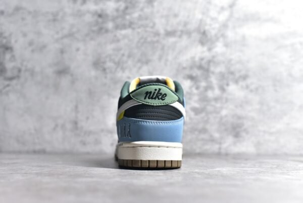 Nike SB Dunk Low Beatles Collaboration - White and Blue    PU6652-123 - Image 5