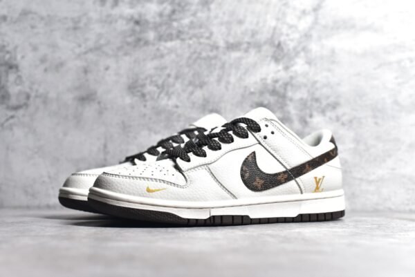 Nike SB Dunk Low LV collaboration - deep brown print    XD1688-017 - Image 2
