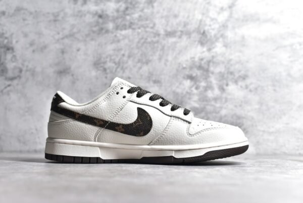 Nike SB Dunk Low LV collaboration - deep brown print    XD1688-017 - Image 3