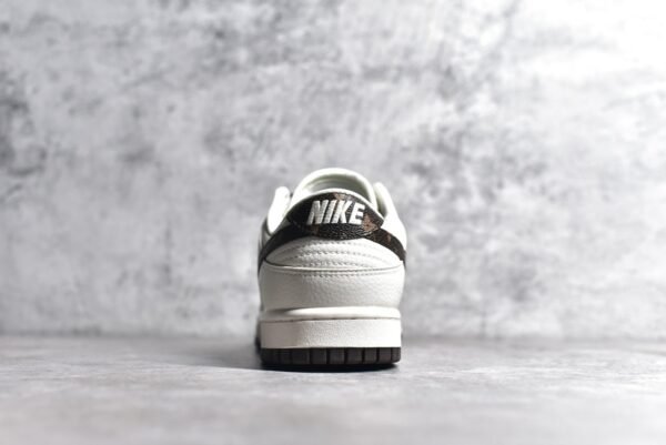 Nike SB Dunk Low LV collaboration - deep brown print    XD1688-017 - Image 5