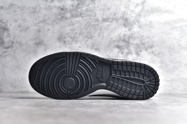 Nike SB Dunk Low Diamond collaboration black brown    FC1688-125 - Image 6