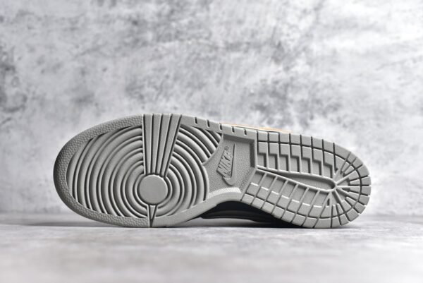 Nike SB Dunk Low Gray Lobster "Grey Lobster“     BV1310-105 - Image 5