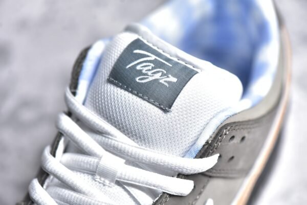 Nike SB Dunk Low Gray Lobster "Grey Lobster“     BV1310-105 - Image 11