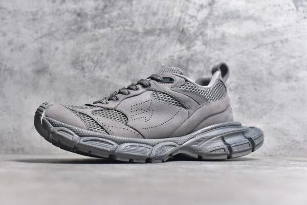 BALENCIAGA 3XL Sneakers