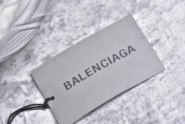 BALENCIAGA 3XL Sneakers 786959W3XLT9191 - Image 17