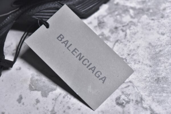 BALENCIAGA 3XL Sneakers  786956W3XLT1000 - Image 17