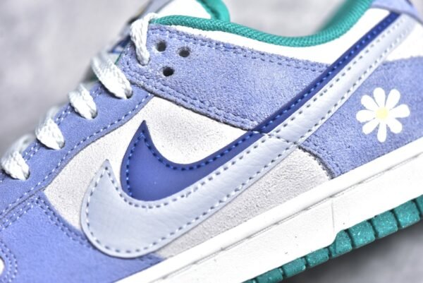 Nike SB Dunk Low Double Hook White Blue    AC31310 - Image 12