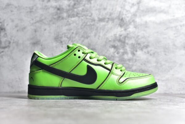 Nike SB Dunk Low x Powerpuff Girls Buttercup green    FZ8319-300 - Image 3
