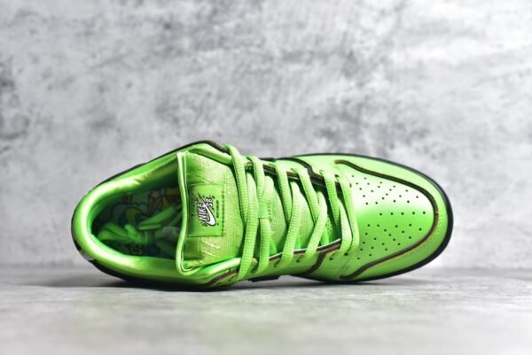 Nike SB Dunk Low x Powerpuff Girls Buttercup green    FZ8319-300 - Image 4