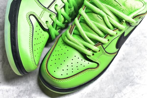 Nike SB Dunk Low x Powerpuff Girls Buttercup green    FZ8319-300 - Image 8