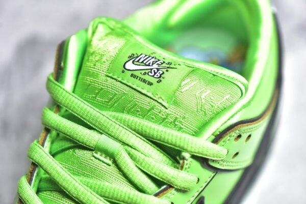 Nike SB Dunk Low x Powerpuff Girls Buttercup green    FZ8319-300 - Image 11