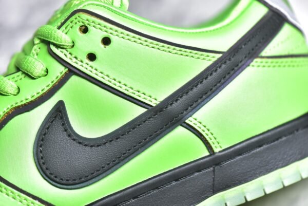Nike SB Dunk Low x Powerpuff Girls Buttercup green    FZ8319-300 - Image 12