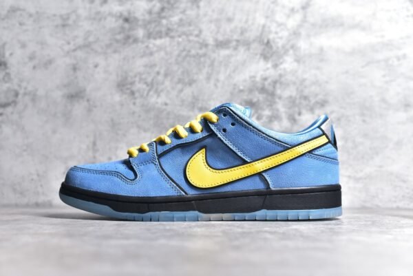 Nike SB Dunk Low x Powerpuff Girls Bubbles Light Blue    FZ8320-400