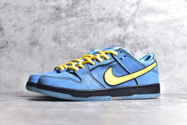 Nike SB Dunk Low x Powerpuff Girls Bubbles Light Blue    FZ8320-400 - Image 2