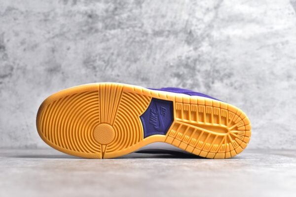 Nike SB Dunk Low Pro White Purple Gum    DV5464-500 - Image 6