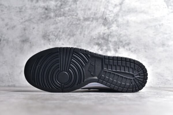 Nike SB Dunk Low Grey Black Splash Ink Reverse Triple Hook    FD4623-160 - Image 5