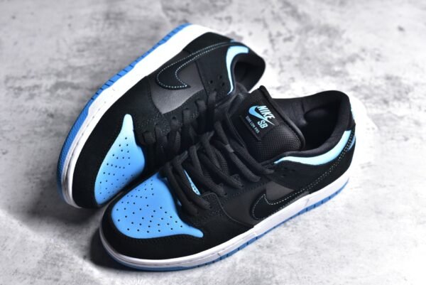 Nike SB Dunk Low Black North Carolina    304292-048 - Image 6