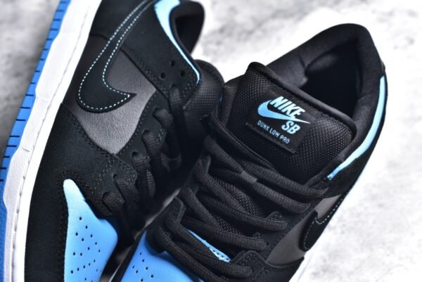 Nike SB Dunk Low Black North Carolina    304292-048 - Image 9