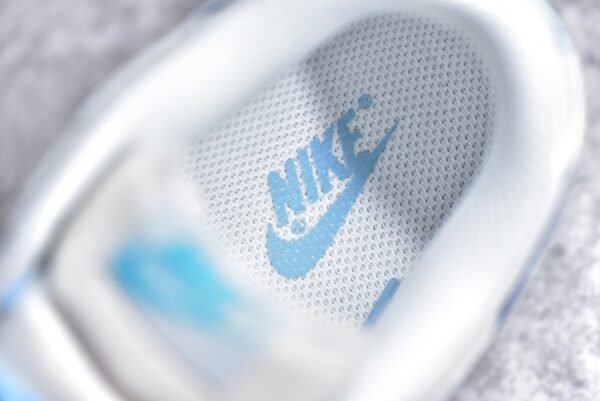 Nike SB Dunk Low Diamond White Blue    XH1733-002 - Image 15