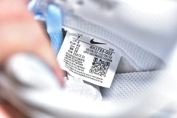 Nike SB Dunk Low Diamond White Blue    XH1733-002 - Image 16