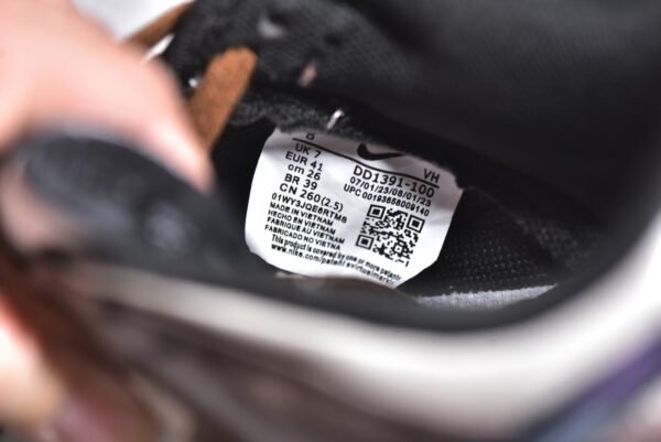Nike SB Dunk Low Panda prank street racing    DD1391-100 - Image 16