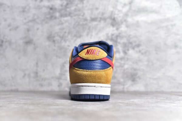 Nike SB Dunk Low “Reverse Papa Bear”    BQ6817-700 - Image 5