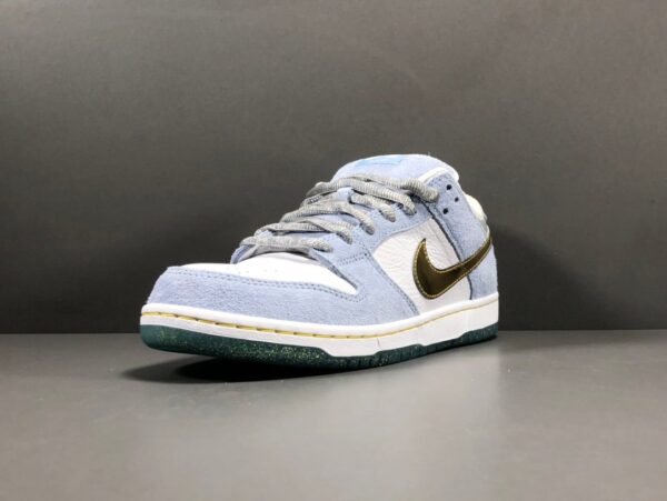 Nike SB Dunk Low Holiday Special "Frozen    DC9936-100 - Image 6