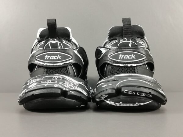 Balenciaga   Track  1.0  Grafflti     542023 W3SR2 2315 - Image 3