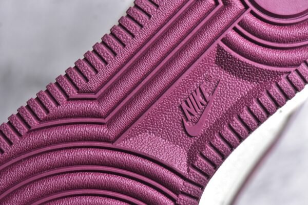 NiKe Air Force 1'07 Low x Undefeated Baijiu red    UN2395-523 - Image 14