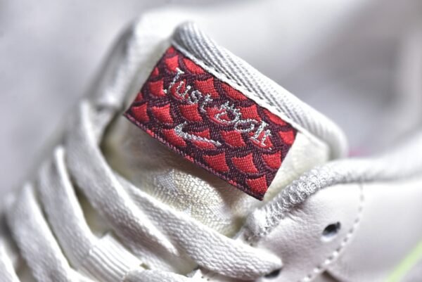 NiKe Air Force 1'07 Low Year of the Dragon（2024）    FZ5052-131 - Image 21
