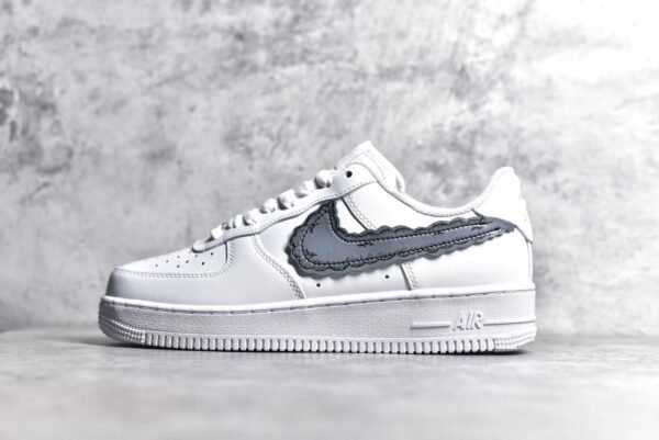 NiKe Air Force 1'07 Low x Sky High Farm Workwear x KAWS White clouds    CW2288-001