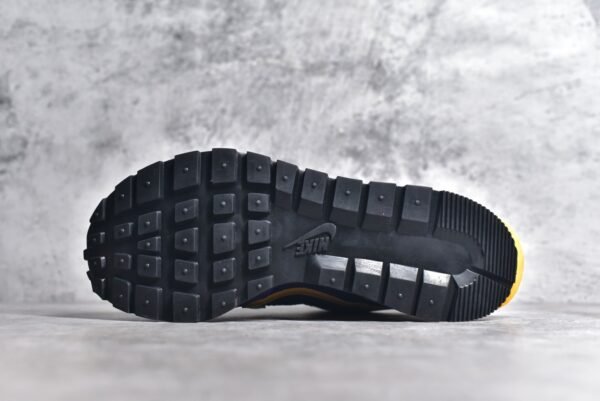 Sacai x VaporWaffle  Purple Yellow    CV1363-103 - Image 6