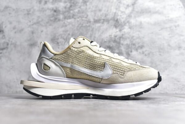 Sacai x VaporWaffle Milk tea brown    CV1363-108 - Image 3
