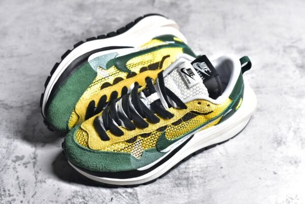 Sacai x VaporWaffle tour yellow    CV1363-700 - Image 7