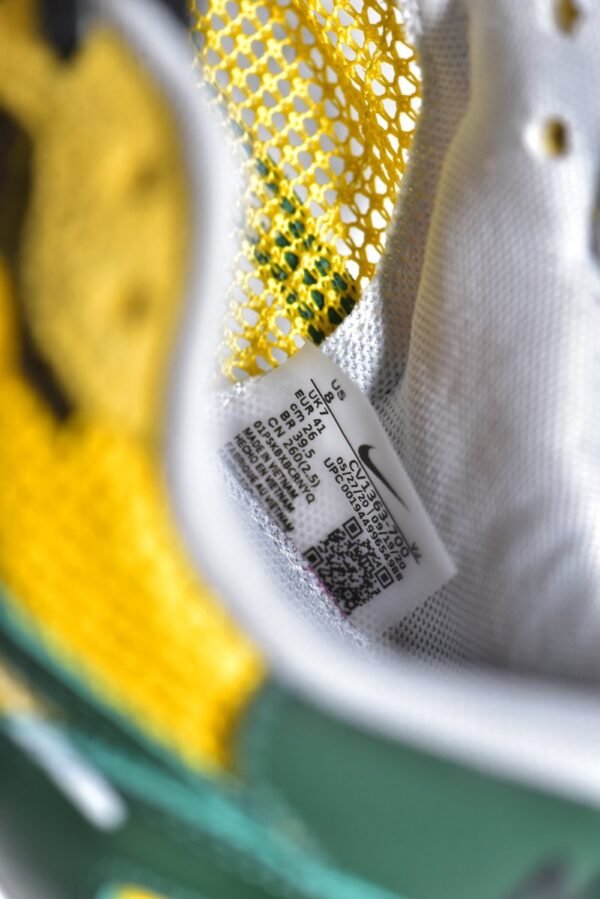 Sacai x VaporWaffle tour yellow    CV1363-700 - Image 15