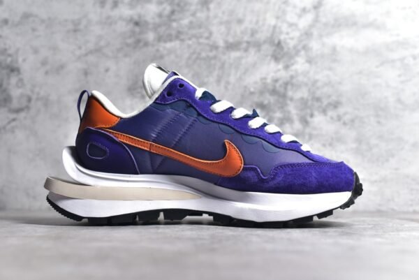 Sacai x VaporWaffle Dark lris    DD1875-500 - Image 3