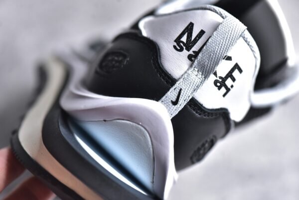 Sacai x VaporWaffle Black White    CV1363-001 - Image 13