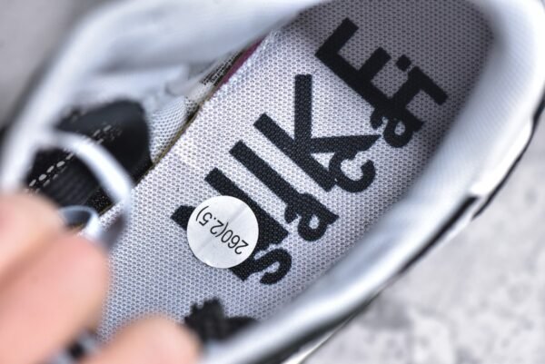 Sacai x VaporWaffle Black White    CV1363-001 - Image 15